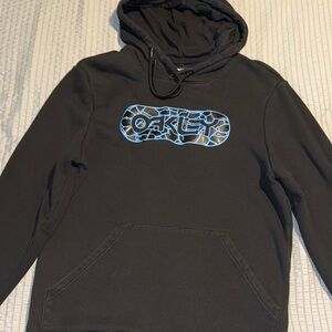 Oakley Men's Black and Blue Graphic Hoodie